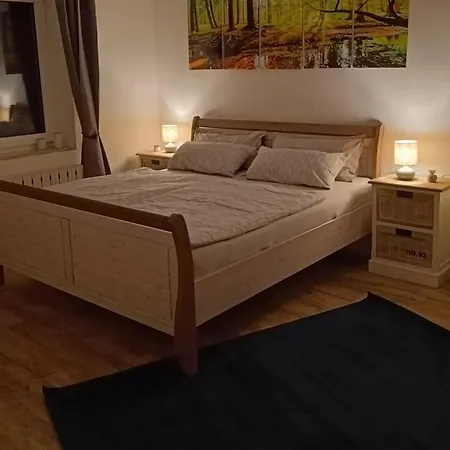 Deisterferien, 5 Minuten Zur Landesgartenschau, Hunde Kosten Extra,terrasse, Netflix, Wlan, A2, B65, Bis 8 Personen Beckedorf (Schaumburg)