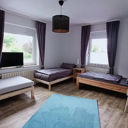 Deisterferien, 5 Minuten Zur Landesgartenschau, Hunde Kosten Extra,terrasse, Netflix, Wlan, A2, B65, Bis 8 Personen
