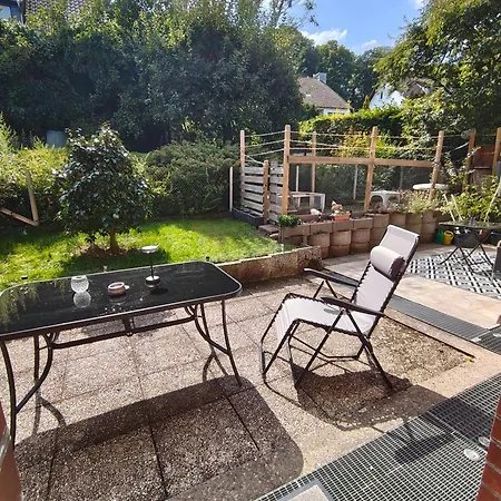 Deisterferien, 5 Minuten Zur Landesgartenschau, Hunde Kosten Extra,terrasse, Netflix, Wlan, A2, B65, Bis 8 Personen Appartement Beckedorf (Schaumburg)