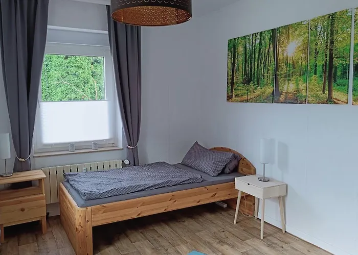 Deisterferien, 5 Minuten Zur Landesgartenschau, Hunde Kosten Extra,terrasse, Netflix, Wlan, A2, B65, Bis 8 Personen Appartamento *