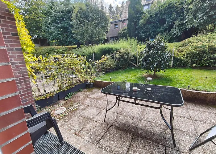 Deisterferien, 5 Minuten Zur Landesgartenschau, Hunde Kosten Extra,terrasse, Netflix, Wlan, A2, B65, Bis 8 Personen *